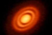 ALMA observes dust clump where a new planet may form